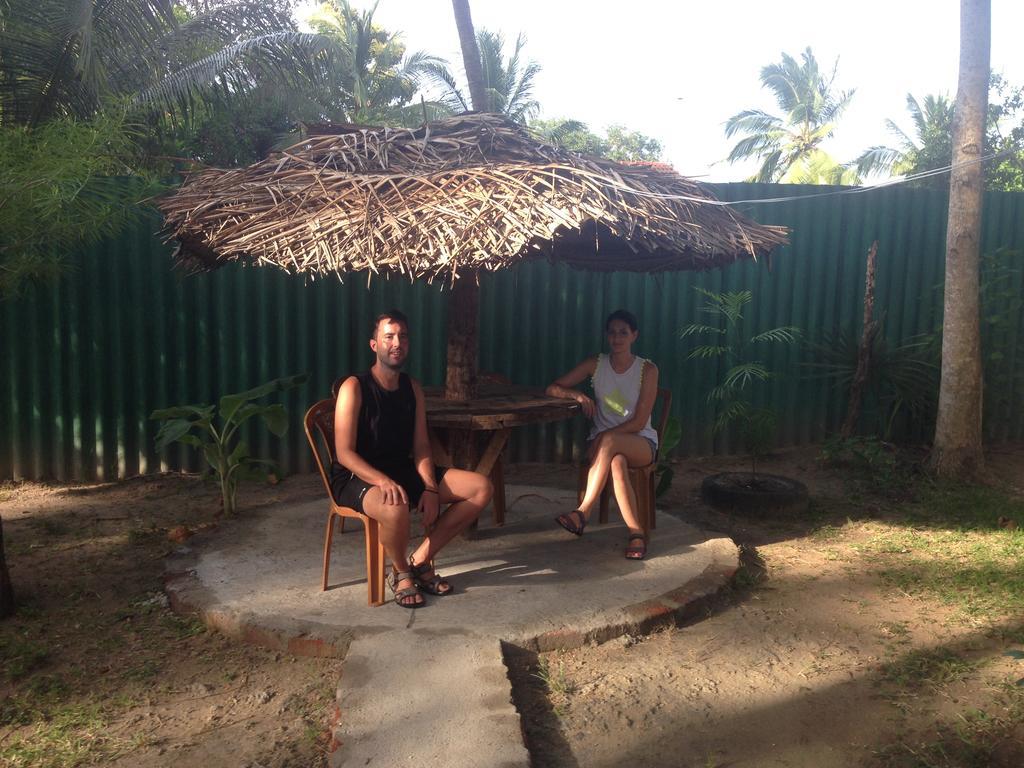 Coconut Park Bed & Breakfast อนุราธปุระ ภายนอก รูปภาพ